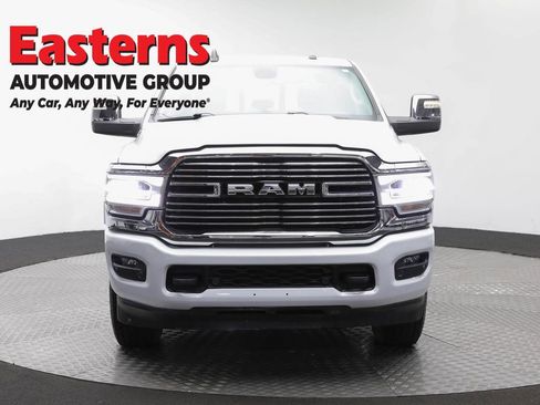 Used 2024 RAM 2500 Laramie AWD/4WD image 2