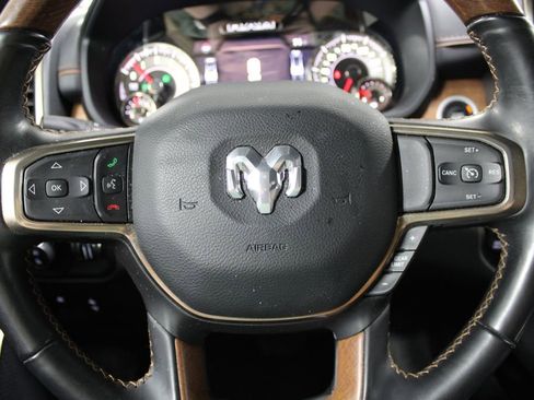 Used 2022 RAM 1500 Limited w/ Body-Colour Bumper Group image 26