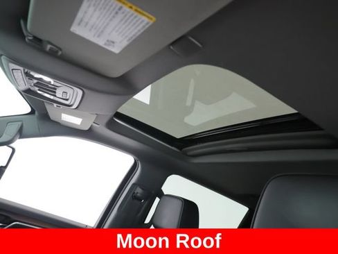 Used 2024 GMC Sierra 2500 Denali w/ Denali Reserve Package AWD/4WD image 18