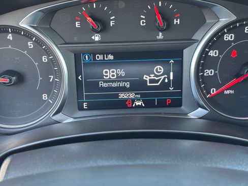 Used 2024 GMC Terrain SLE FWD image 39