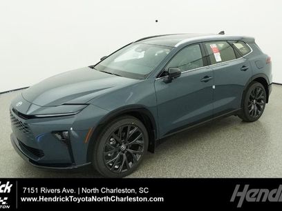 New 2025 Toyota Crown Signia