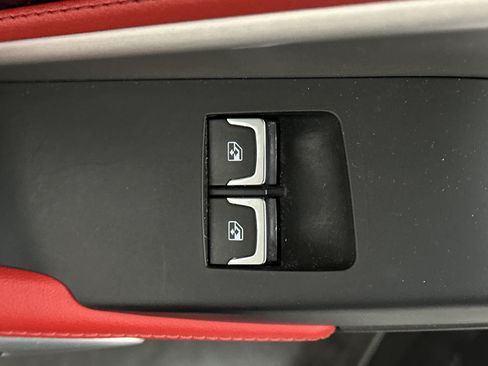 Used 2015 Chevrolet Corvette Z06 w/ 2LZ Preferred Equipment Group image 16