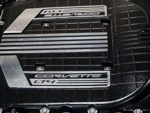 Used 2016 Chevrolet Corvette Z06 w/ 2LZ Preferred Equipment Group image 40