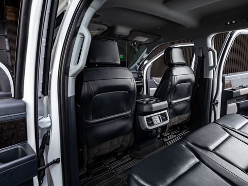 Used 2023 Ford F450 Lariat w/ Lariat Ultimate Package image 34