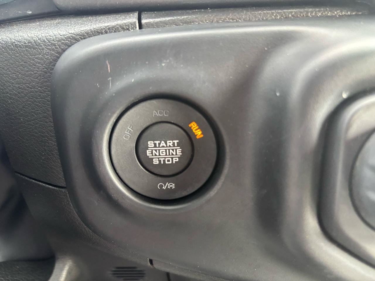 Used 2023 Jeep Wrangler Unlimited Sport AWD/4WD image 20