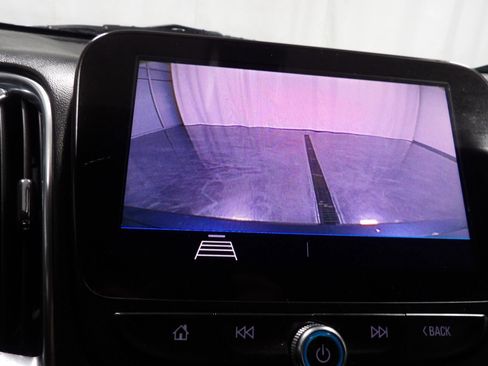 Used 2020 Chevrolet Malibu LT FWD image 15