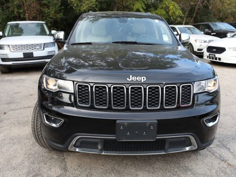 Used 2017 Jeep Grand Cherokee Limited image 3