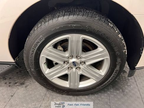 Used 2018 Ford Expedition XLT RWD image 17