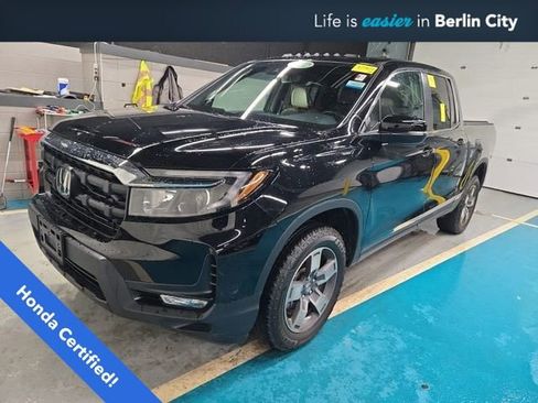 Certified 2025 Honda Ridgeline RTL image 1