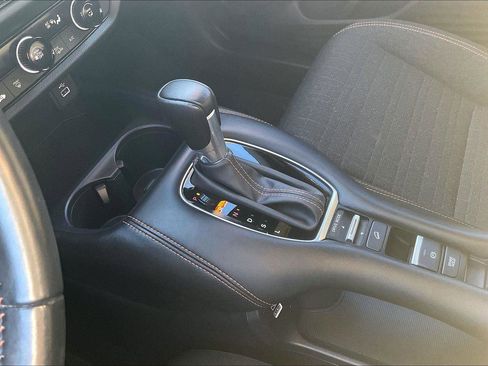 Used 2023 Honda HR-V Sport image 14