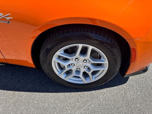 Used 2025 Dodge Charger R/T w/ Quick Order Package 25M R/T image 12