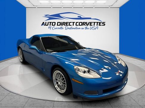 Used 2011 Chevrolet Corvette Coupe w/ 1LT RWD image 30