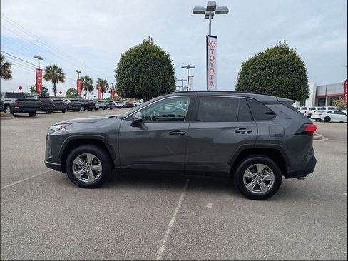 Used 2024 Toyota RAV4 XLE FWD image 6