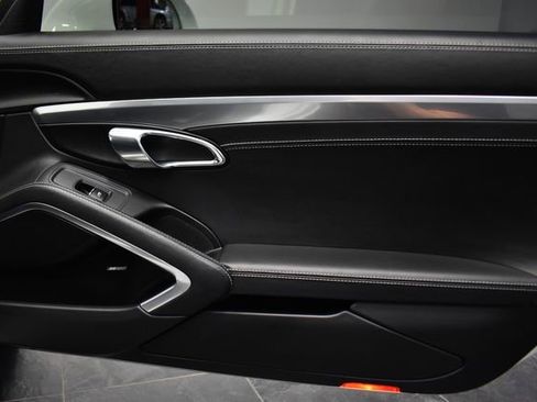 Used 2017 Porsche 911 Carrera 4S image 24