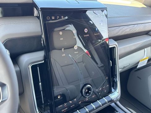 New 2026 GMC Yukon Denali w/ Sun & Power Step Package AWD/4WD image 19
