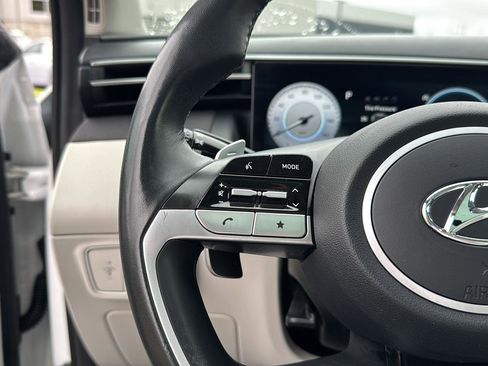 Used 2024 Hyundai Tucson Limited image 18