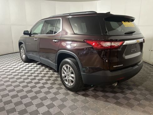 Used 2020 Chevrolet Traverse LT image 6
