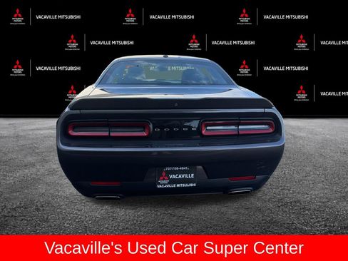 Used 2021 Dodge Challenger SXT RWD image 5