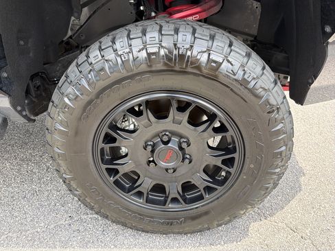 Certified 2025 Toyota Tacoma TRD Pro AWD/4WD image 23