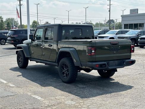 Used 2022 Jeep Gladiator Willys image 6