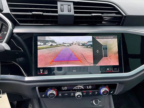 Used 2022 Audi Q3 2.0T Premium Plus image 21