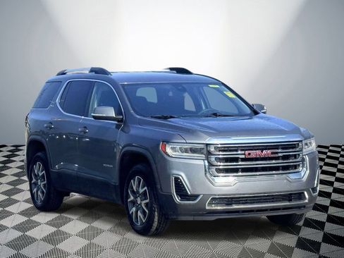 Used 2022 GMC Acadia SLE w/ Driver Convenience Package FWD image 4