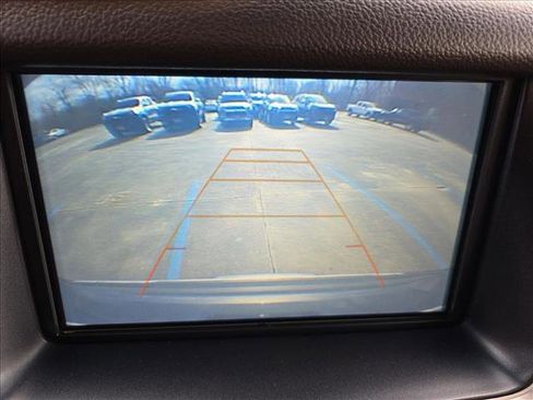 Used 2020 GMC Yukon Denali image 13