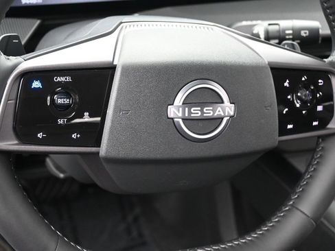 Used 2025 Nissan Murano SV image 24