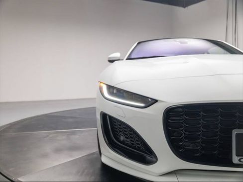 Certified 2024 Jaguar F-TYPE Coupe AWD image 12