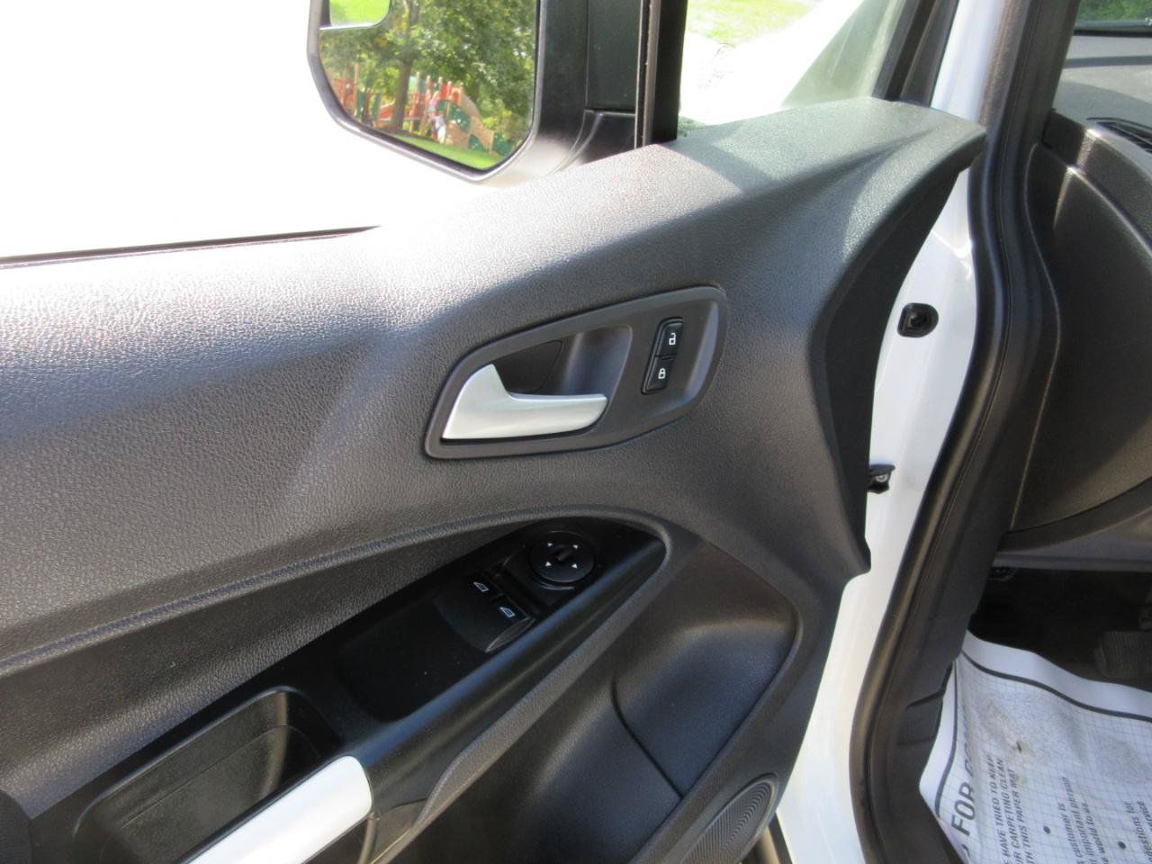 Used 2018 Ford Transit Connect XLT FWD image 34