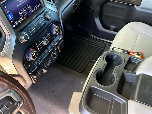 Used 2019 Chevrolet Silverado 1500 LT w/ All-Star Edition image 16