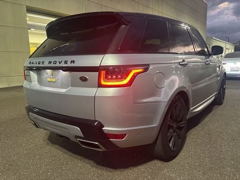 Used 2018 Land Rover Range Rover Sport HSE Dynamic image 13