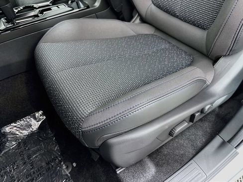 New 2026 Subaru Forester Premium AWD/4WD image 18