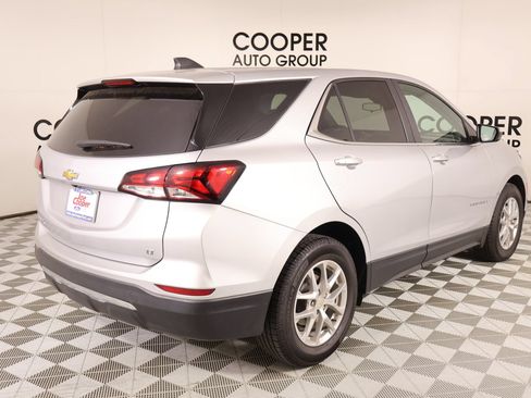 Used 2022 Chevrolet Equinox LT FWD image 19
