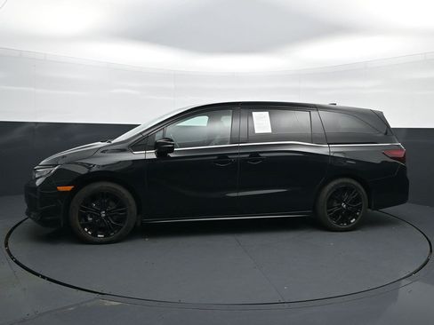 Used 2025 Honda Odyssey Sport-L image 4