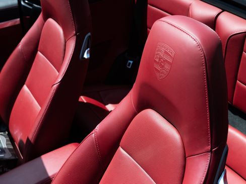 Used 2017 Porsche 911 Carrera 4S image 8