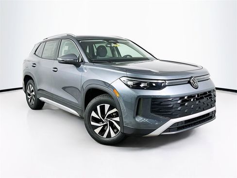 New 2025 Volkswagen Tiguan S image 1