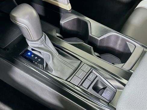 Certified 2025 Toyota Camry SE image 19