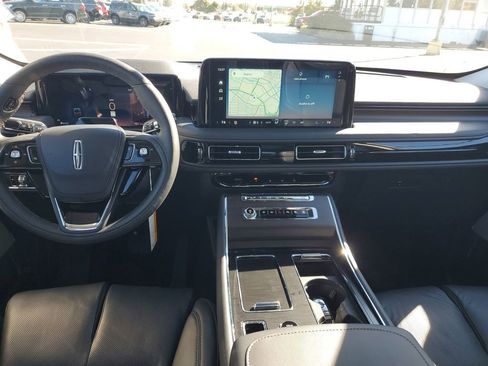 New 2025 Lincoln Aviator Reserve image 24