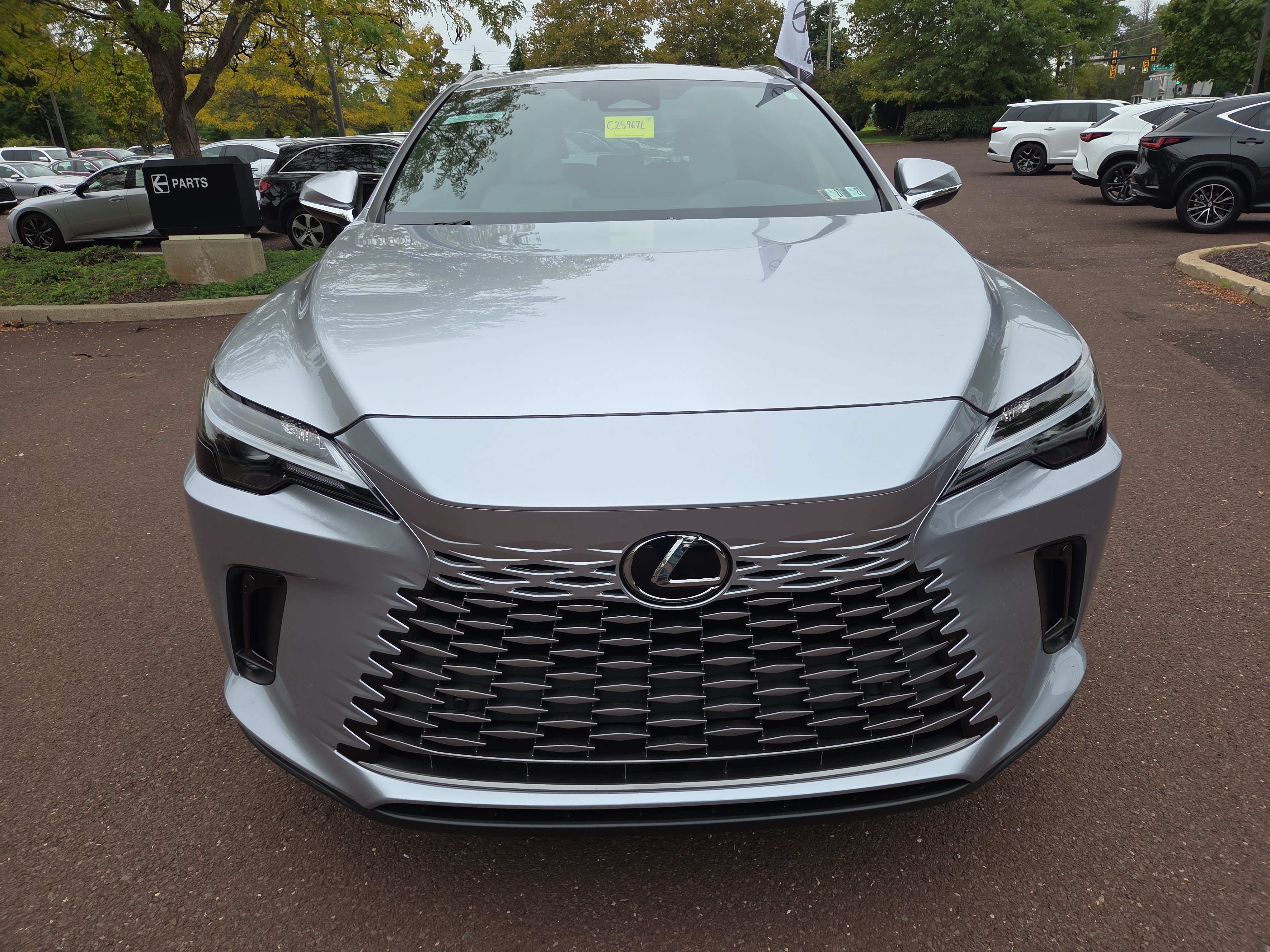 Certified 2025 Lexus RX 350h AWD/4WD image 8