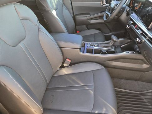 New 2026 Kia Sorento S w/ S Panoramic Sunroof Package FWD image 40