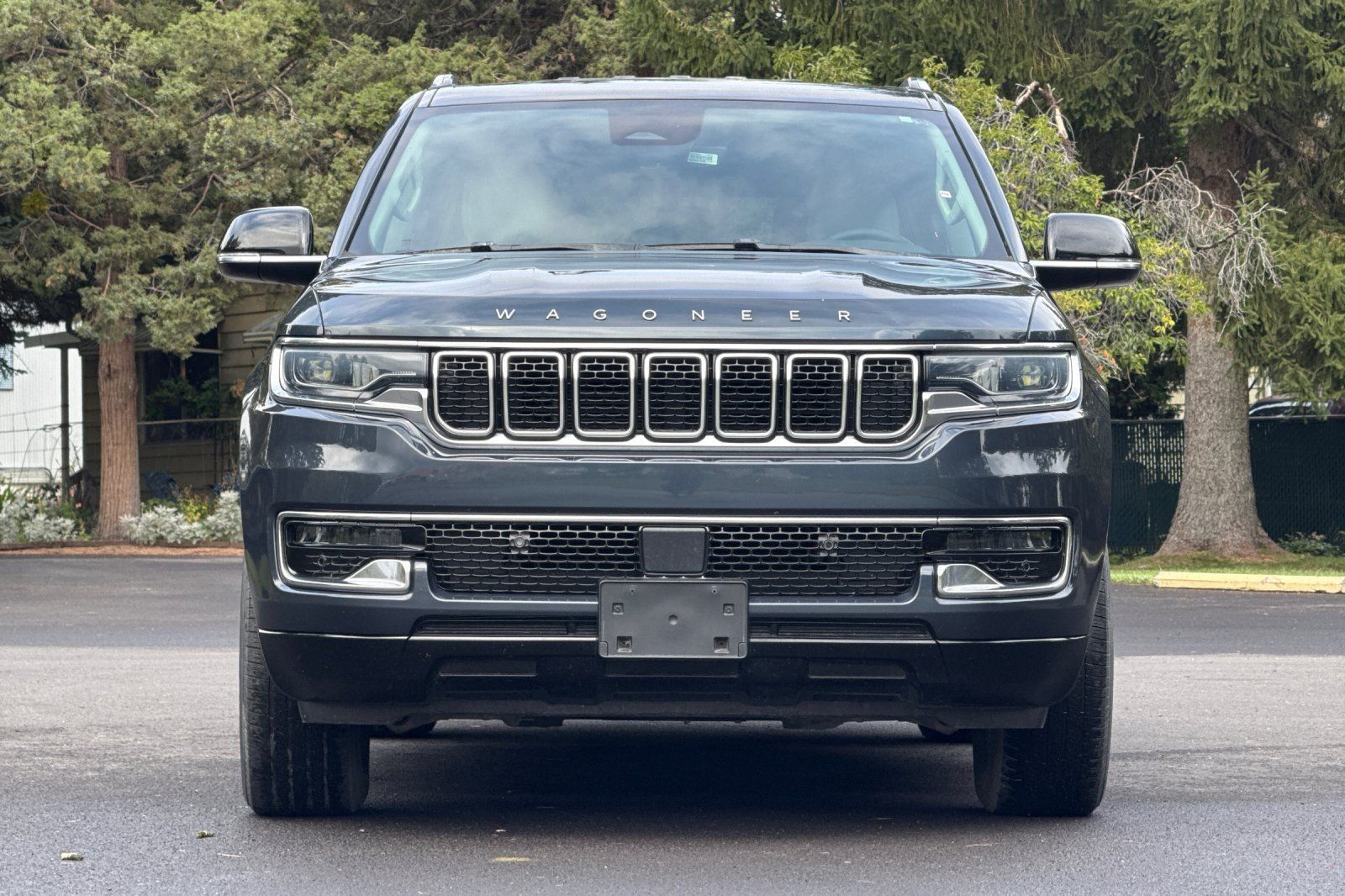 Used 2023 Jeep Wagoneer 4WD image 9