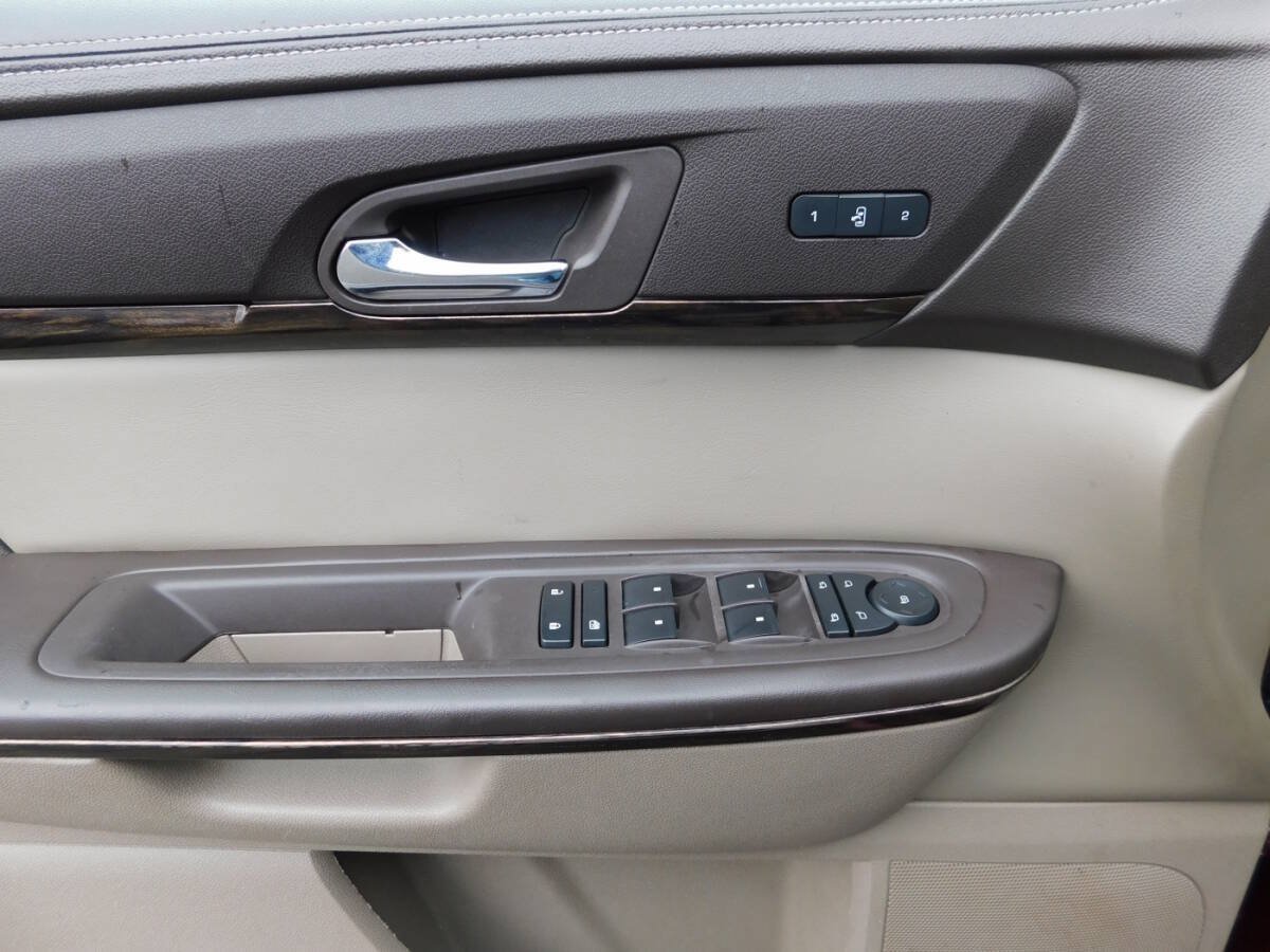 Used 2015 GMC Acadia Denali AWD/4WD image 22