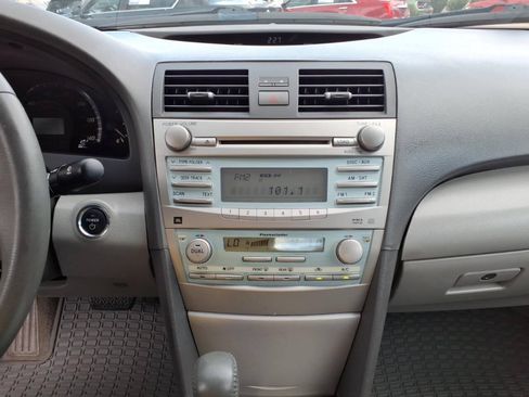 Used 2009 Toyota Camry Hybrid FWD image 12