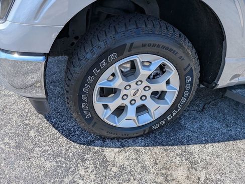 Used 2023 Ford F150 XLT RWD image 9
