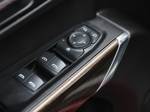 Used 2020 Chevrolet Silverado 1500 LT Trail Boss image 17