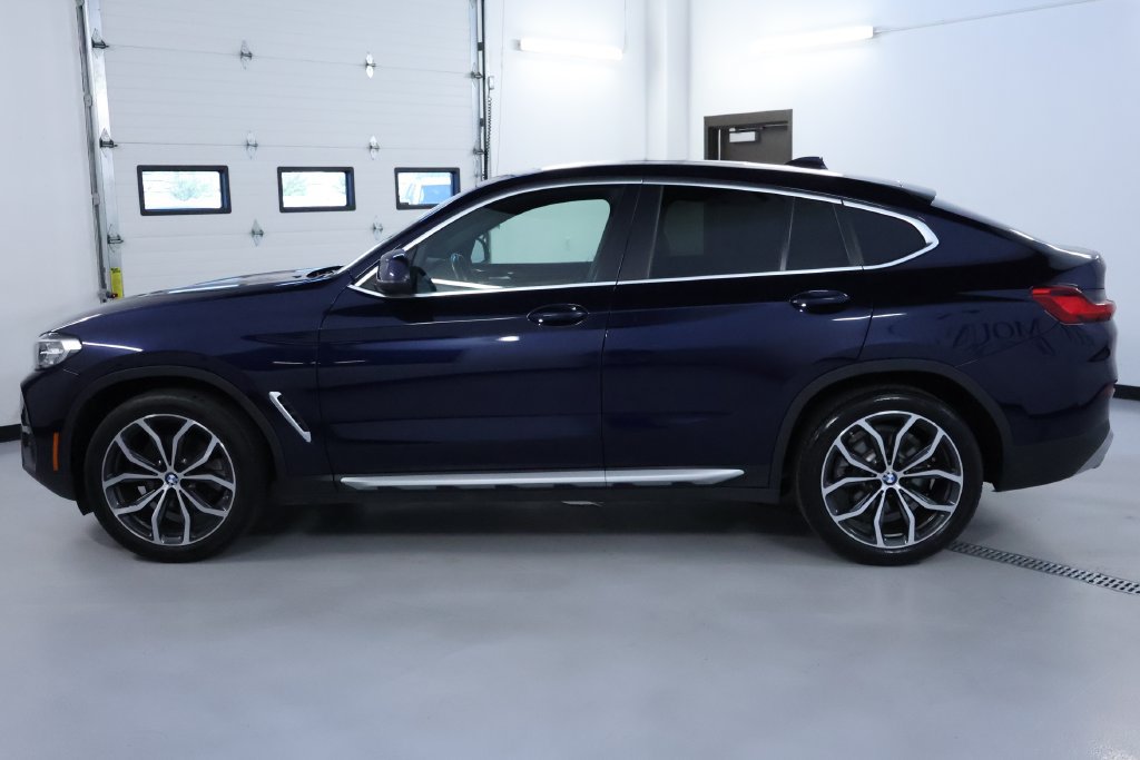 Used 2022 BMW X4 xDrive30i AWD/4WD image 5