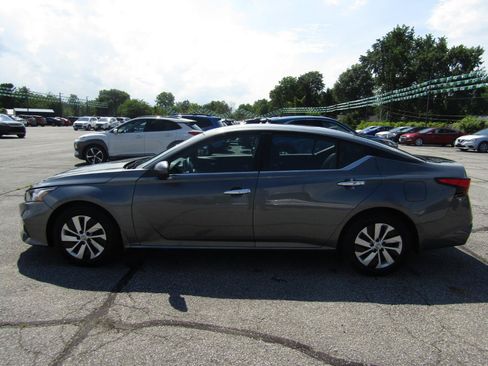 Used 2020 Nissan Altima 2.5 S FWD image 4