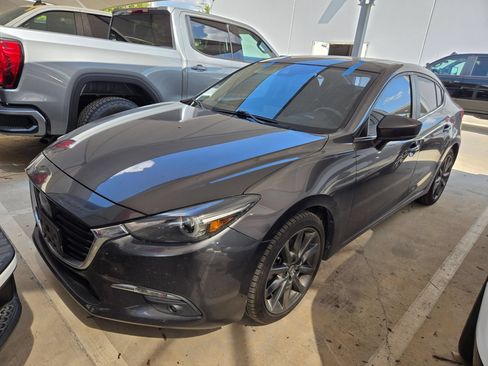 Used 2017 MAZDA MAZDA3 Grand Touring w/ Premium Equipment Package FWD image 2