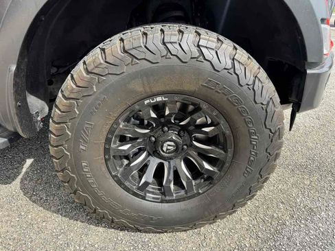 Used 2023 Ford F150 Raptor AWD/4WD image 37